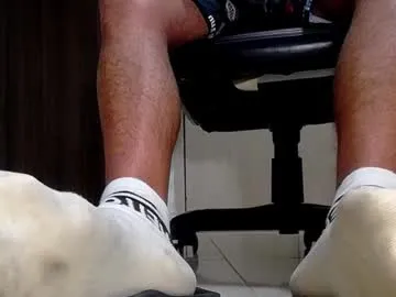 mae_nathan – webcam model profile photo Image 14