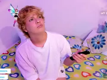 puneripiya – webcam model profile photo Image 6