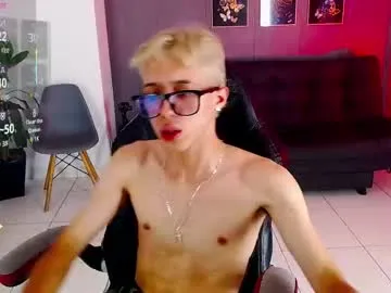 naisharousell – webcam model profile photo Image 11