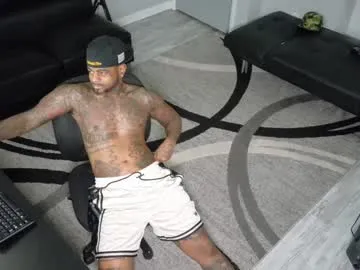 EmiliaWalker – webcam model profile photo Image 13