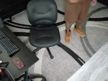 EmiliaWalker – webcam model profile photo Image 17