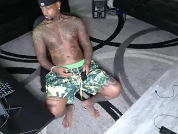 EmiliaWalker – webcam model profile photo Image 4