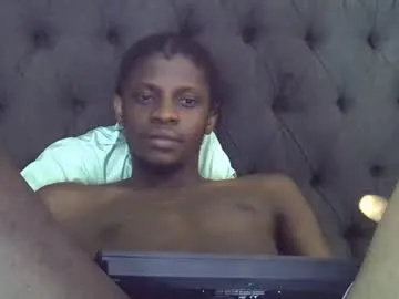 NikolJhones – webcam model profile photo Image 18