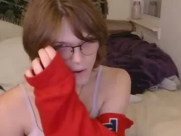 slugmilk – webcam model profile photo