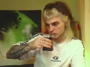 iamsomeone1234 – webcam model profile photo Image 15