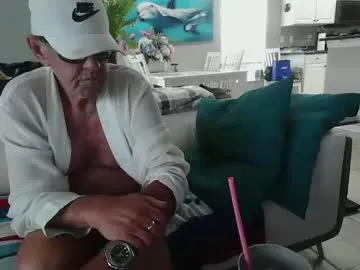 xzaramx – webcam model profile photo Image 11