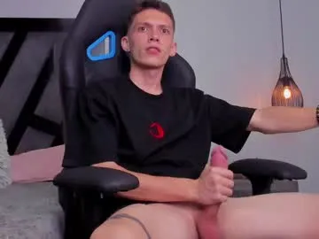 NikolJhones – webcam model profile photo Image 5