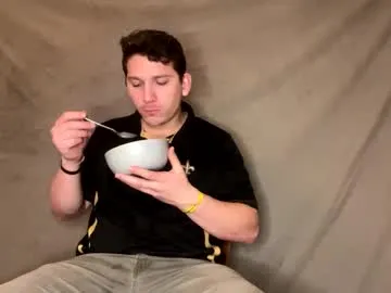 MiaYani – webcam model profile photo Image 2