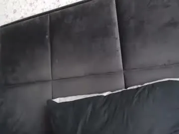 tvycas7 – webcam model profile photo Image 6