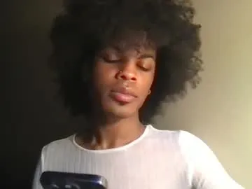 phatassblond – webcam model profile photo Image 11