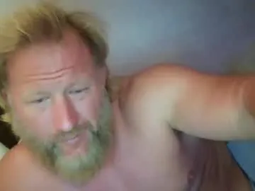 AdelinaLuuna – webcam model profile photo Image 2