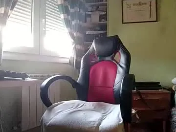 delilah_blazee – webcam model profile photo Image 11