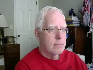 EmiliaWalker – webcam model profile photo Image 12