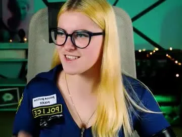 HaileyDumont – webcam model profile photo Image 10