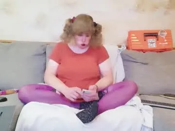 EmiliaWalker – webcam model profile photo Image 16