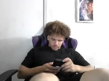 pureannuals – webcam model profile photo Image 10