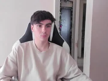 AngelyMiller – webcam model profile photo Image 12