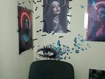 AllisonKron – webcam model profile photo Image 2