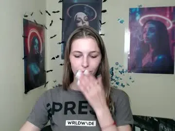 AllisonKron – webcam model profile photo Image 4