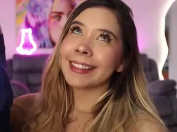 tivneet_kaur – webcam model profile photo Image 5