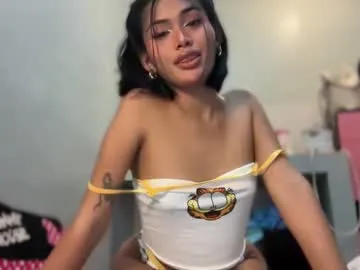 mia_cloudy – webcam model profile photo Image 2