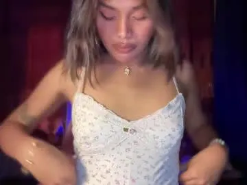 mia_cloudy – webcam model profile photo Image 5