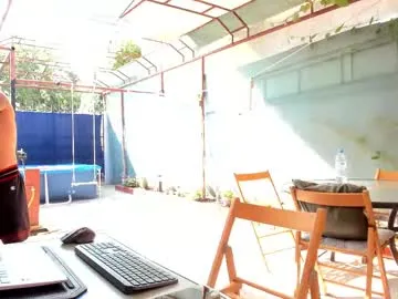 puneripiya – webcam model profile photo Image 15