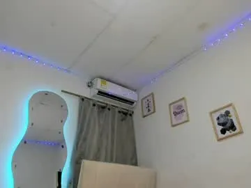 indiana_rouge – webcam model profile photo Image 19