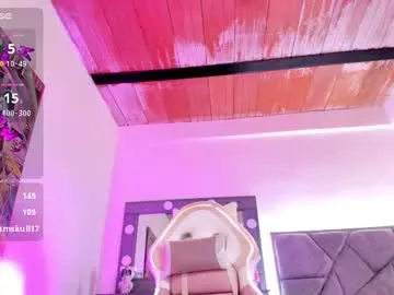 LaraOlson – webcam model profile photo Image 3