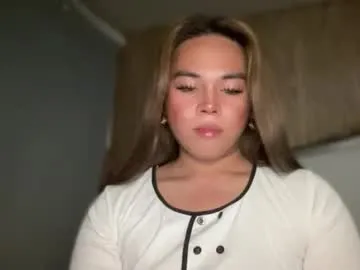 MickeySean – webcam model profile photo Image 18