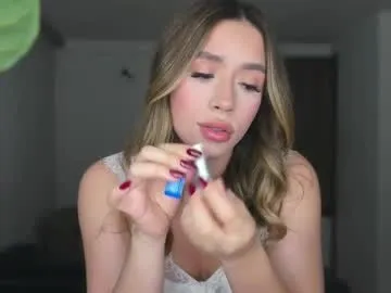 EvaCarusso – webcam model profile photo Image 7