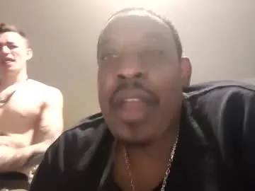 sweetnjyicy – webcam model profile photo