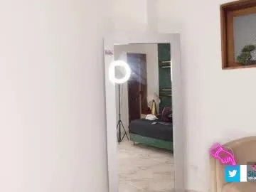 cherliecarmen – webcam model profile photo Image 11