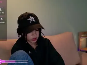 iamsomeone1234 – webcam model profile photo Image 13