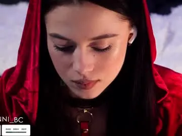 AmberParcker – webcam model profile photo Image 14