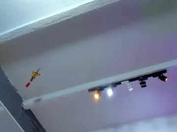 AlexisWilliams – webcam model profile photo Image 6