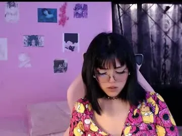 daani_hott – webcam model profile photo Image 12