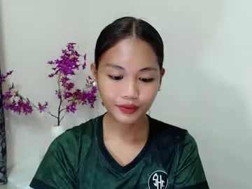 EvanyaRose – webcam model profile photo Image 5