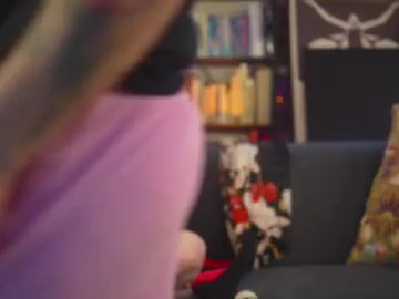 HannaMarie – webcam model profile photo Image 17