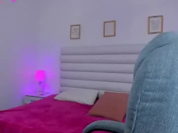 lolaa_darling – webcam model profile photo Image 12