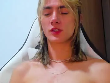 squirtlovergod – webcam model profile photo Image 13