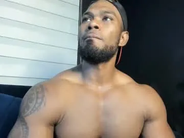 Adara – webcam model profile photo Image 4