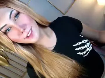 roxy_santos__ – webcam model profile photo Image 18