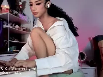 pureannuals – webcam model profile photo Image 16