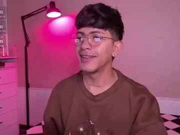 indiandesiguys2023 – webcam model profile photo Image 19