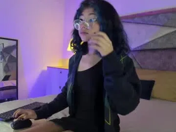 indiandesiguys2023 – webcam model profile photo Image 5