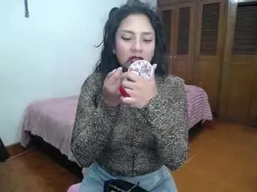 tvycas7 – webcam model profile photo Image 8