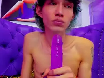 thanier_18 cam session