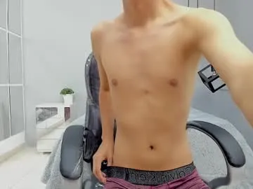 topalphaboss – webcam model profile photo Image 16