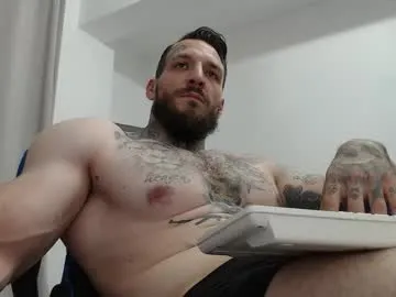 CrisstyBaez – webcam model profile photo Image 4